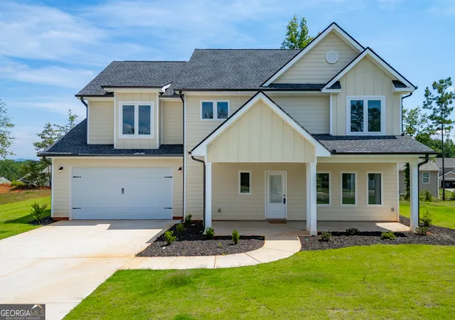 Photo 1 of Single family home for sale at 104 Boulder Dr, Toccoa, GA 30577 | MLS# 10742026 | Listing updated on 2026-09-04