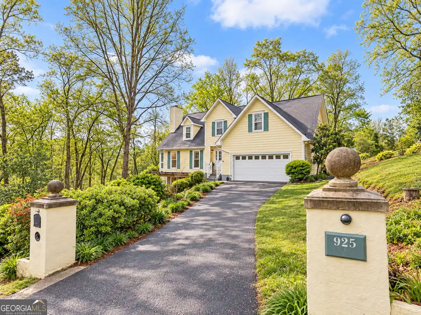Photo 1 of Single family home for sale at 925 Captain Kell Dr, Macon, GA 31204 | MLS# 10855958 | Listing updated on 2026-10-22