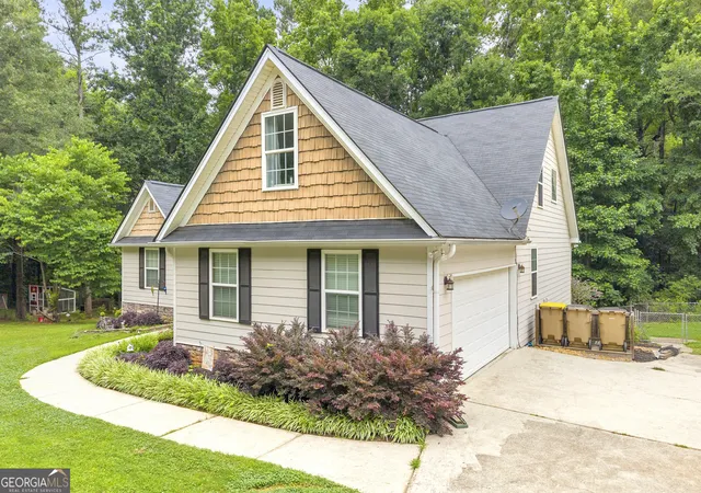 Photo 3 of Single family home for sale at 587 J B Owens Rd, Bethlehem, GA 30620 | MLS# 10785756 | Listing updated on 2026-09-01