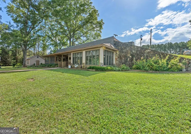 Photo 2 of Single family home for sale at 818 Mccrary Rd, Molena, GA 30258 | MLS# 10811833 | Listing updated on 2026-08-14