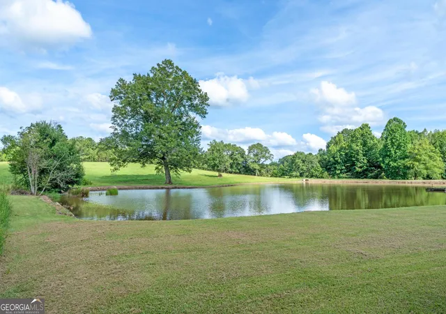 Photo 4 of Single family home for sale at 818 Mccrary Rd, Molena, GA 30258 | MLS# 10811833 | Listing updated on 2026-08-14