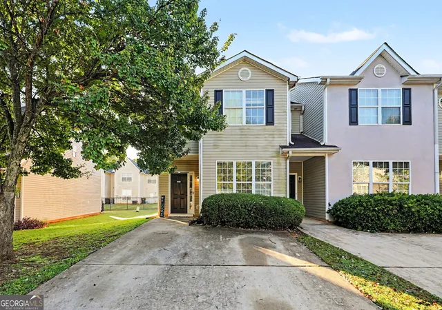 Photo 1 of Townhouse for sale at 2262 Nicole Dr, Hampton, GA 30228 | MLS# 10871233 | Listing updated on 2026-10-29