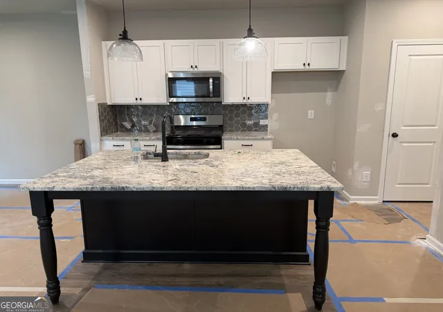 Photo 3 of Single family home for sale at 2030 Linda Dr, Austell, GA 30168 | MLS# 10737170 | Listing updated on 2026-09-27