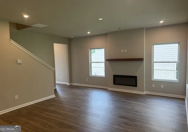 Photo 4 of Single family home for sale at 2030 Linda Dr, Austell, GA 30168 | MLS# 10737170 | Listing updated on 2026-09-27