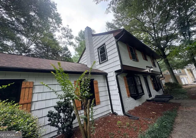 Photo 1 of Single family home for sale at 2833 Sumac Dr, Atlanta, GA 30360 | MLS# 10804666 | Listing updated on 2026-08-01
