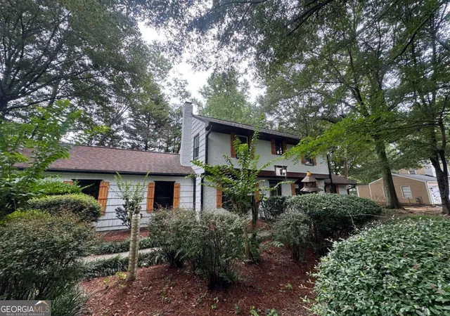 Photo 2 of Single family home for sale at 2833 Sumac Dr, Atlanta, GA 30360 | MLS# 10804666 | Listing updated on 2026-08-01