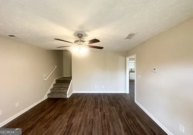 3rd image of 825 Rapid Ct, Mcdonough, GA 30252 | MLS# 10500917