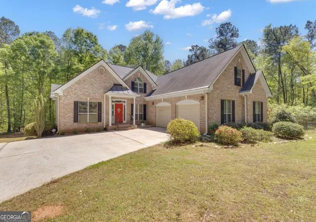 4th image of 130 Sam Solomon Rd, Locust Grove, GA 30248 | MLS# 10730056