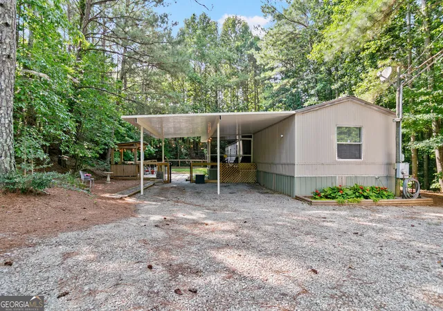Photo 1 of Manufactured home for sale at 5002 Bee Tree Rd Se, Acworth, GA 30102 | MLS# 10816097 | Listing updated on 2026-08-25