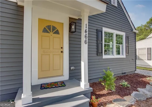 Photo 3 of Single family home for sale at 1466 Hardin Ave, College Park, GA 30337 | MLS# 10828582 | Listing updated on 2026-09-02