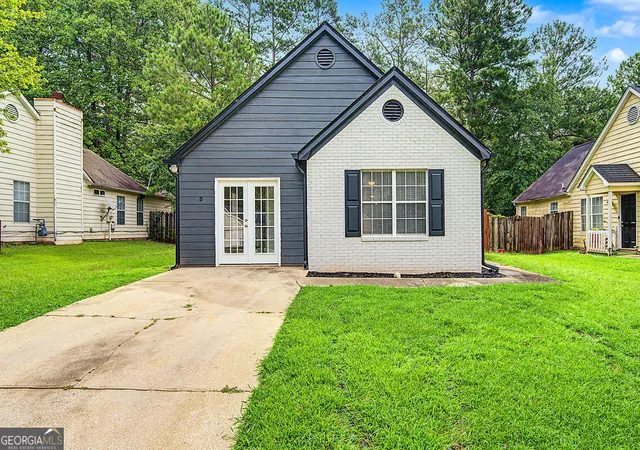 Photo 2 of Single family home for sale at 1488 Cain Ct N, Douglasville, GA 30134 | MLS# 10812523 | Listing updated on 2026-09-07