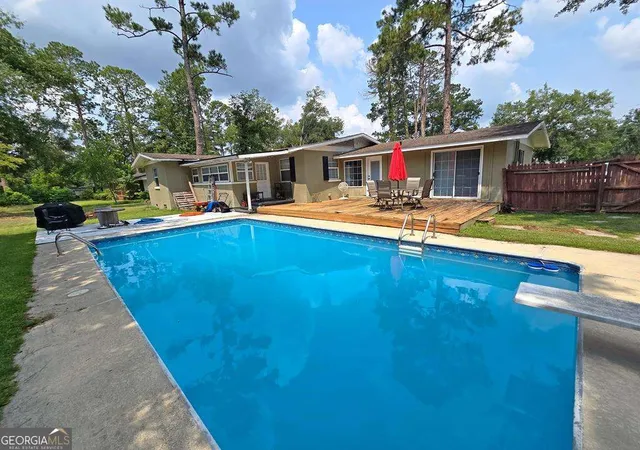 1st image of 601 Azalea Cir, Valdosta, GA 31602 | MLS# 10815824
