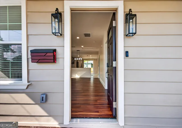 4th image of 1011 Richards St, Savannah, GA 31415 | MLS# 10768723