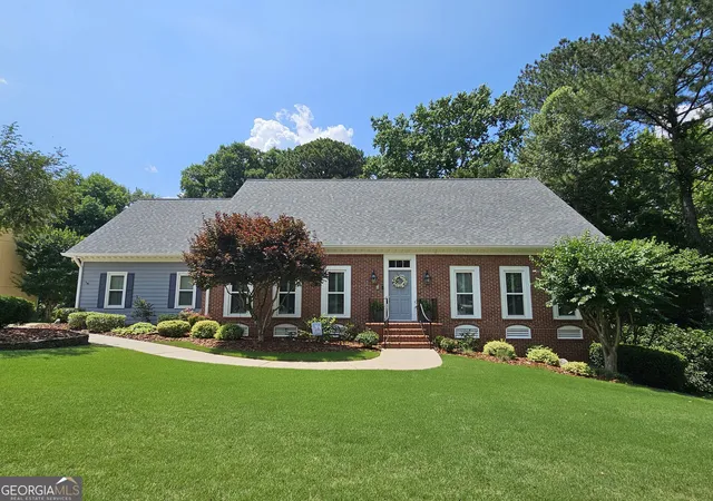 1st image of 2631 Brentford Ln, Snellville, GA 30078 | MLS# 10785609