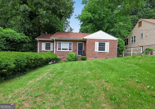 Photo 2 of Sale Pending at 1242 Anchor Ter Sw, Atlanta, GA 30311 | MLS# 10779639 | Listing updated on 2026-08-24