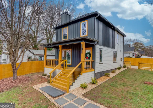 Photo 1 of Single family home for sale at 1902 Memorial Dr Se, Atlanta, GA 30317 | MLS# 10833812 | Listing updated on 2026-09-10