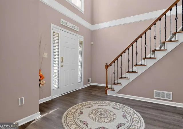 Photo 2 of Single family home for sale at 3607 Tree View Dr, Snellville, GA 30078 | MLS# 10817581 | Listing updated on 2026-09-19