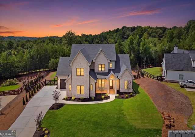 Photo 2 of Single family home for sale at 6008 Bluewater Blvd, Gainesville, GA 30506 | MLS# 10791547 | Listing updated on 2026-09-15