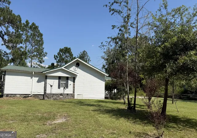 Photo 4 of Manufactured home for sale at 52 Edward Kirkland Rd, Hazlehurst, GA 31539 | MLS# 10831485 | Listing updated on 2026-09-30