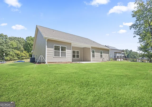 Photo 2 of Single family home for sale at 196 Talon Dr Se, Rydal, GA 30171 | MLS# 10835138 | Listing updated on 2026-10-04