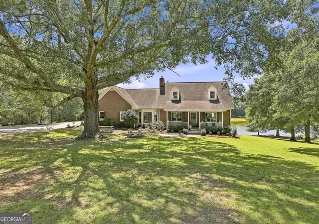 Single family home for sale at 245 Pine Knott Rd, Fayetteville, GA 30214 | MLS# 10830516