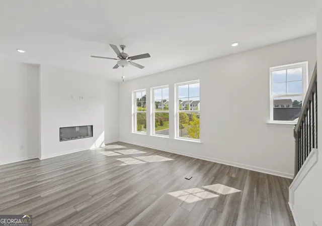 3rd image of 101 Epperly Wy, Tucker, GA 30084 | MLS# 10811589