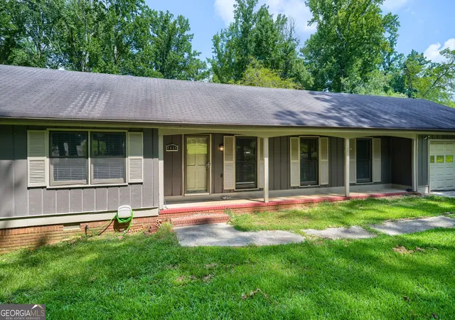 Photo 1 of Single family home for sale at 4634 S Hope Springs Rd, Stone Mountain, GA 30083 | MLS# 10823408 | Listing updated on 2026-10-28