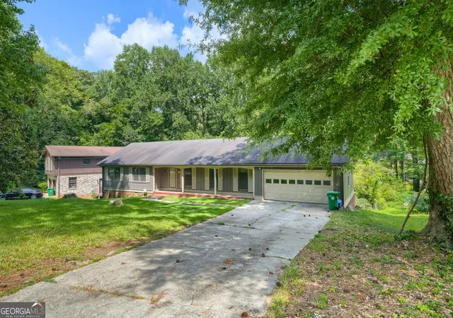 Photo 3 of Single family home for sale at 4634 S Hope Springs Rd, Stone Mountain, GA 30083 | MLS# 10823408 | Listing updated on 2026-10-28