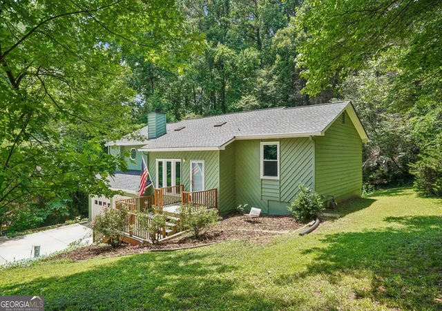 Homes for sale in Acworth, GA | 659 Sunshine Tr Nw, Acworth, GA 30102 | MLS# 10785770