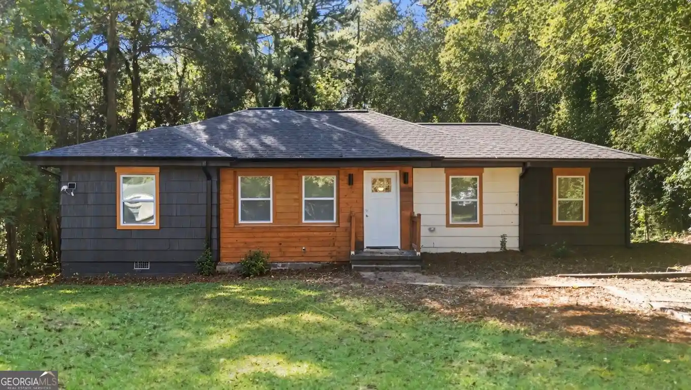Single family home for sale at 1324 Eastridge Rd SW, Atlanta, GA 30311 | MLS# 10855915