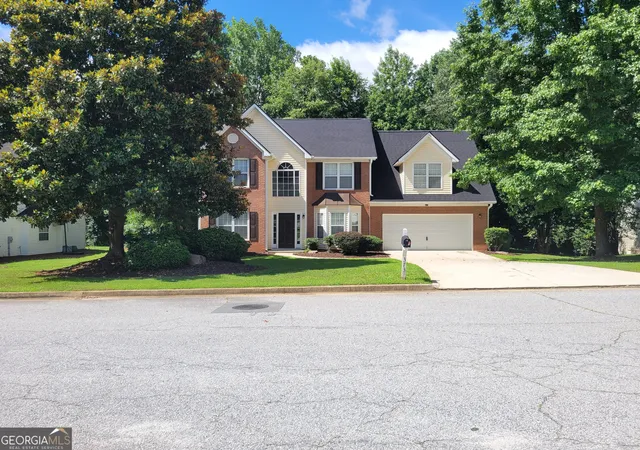 Photo 2 of Single family home for sale at 3731 Rainover Dr, Decatur, GA 30034 | MLS# 10791939 | Listing updated on 2026-08-15