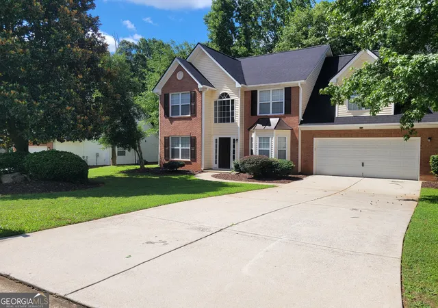 Photo 3 of Single family home for sale at 3731 Rainover Dr, Decatur, GA 30034 | MLS# 10791939 | Listing updated on 2026-08-15