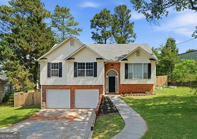 Homes for sale in Cartersville, GA | 201 Hickory Ln, Cartersville, GA 30120 | MLS# 10772121