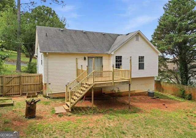 Homes for sale in Cartersville, GA | 201 Hickory Ln, Cartersville, GA 30120 | MLS# 10772121