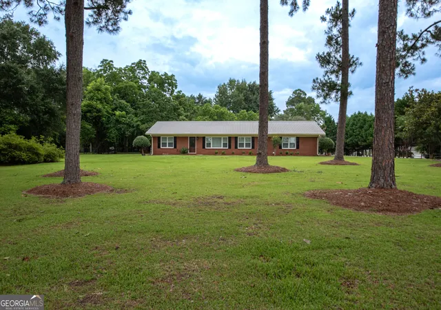 Homes for sale in Fort Valley, GA | 281 Peggy Dr, Fort Valley, GA 31030 | MLS# 10790790