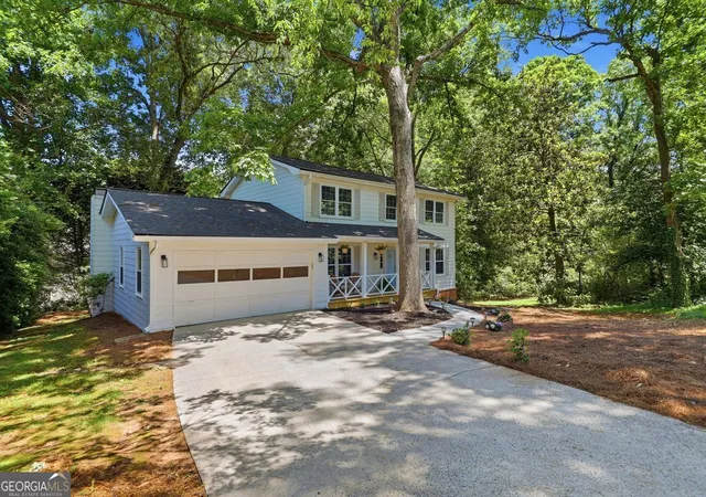 Homes for sale in Lilburn, GA | 564 Deer Run Sw, Lilburn, GA 30047 | MLS# 10717848