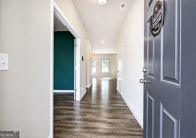 Photo 3 of Single family home for sale at 10 Westover Rd SE, Cartersville, GA 30120 | MLS# 10804013 | Listing updated on 2026-08-19