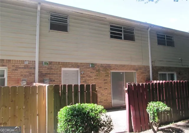 Photo 3 of Sale Pending at 4701 Flat Shls Rd #39G, Union City, GA 30291 | MLS# 10810406 | Listing updated on 2026-09-10
