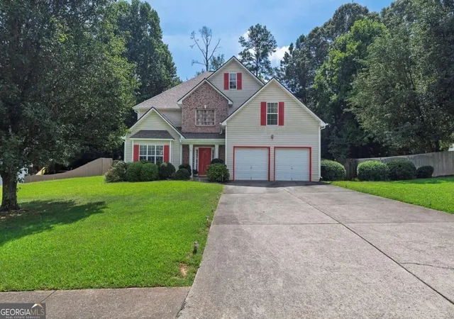 Photo 2 of Single family home for sale at 120 Silverleaf Ln, Dallas, GA 30157 | MLS# 10834758 | Listing updated on 2026-09-18
