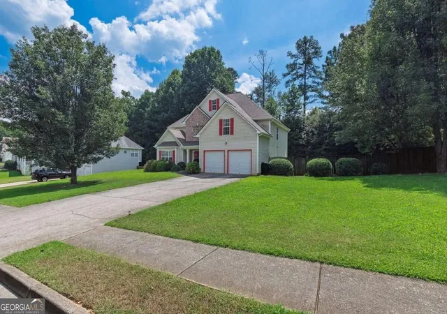 Photo 3 of Single family home for sale at 120 Silverleaf Ln, Dallas, GA 30157 | MLS# 10834758 | Listing updated on 2026-09-18