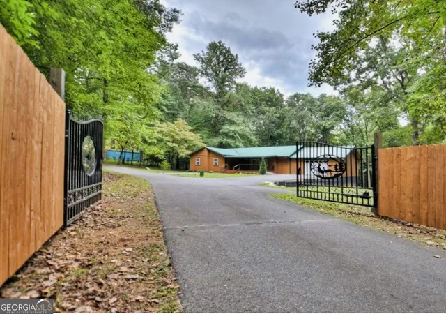 Photo 1 of Single family home for sale at 1843 Old Mobile Rd, Mccaysville, GA 30555 | MLS# 10835102 | Listing updated on 2026-08-31