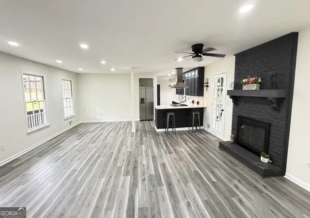 Photo 3 of Single family home for sale at 5698 Crestwood Dr, Stone Mountain, GA 30087 | MLS# 10830298 | Listing updated on 2026-09-08