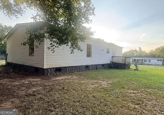 Photo 4 of Manufactured home for sale at 84 Skyland Dr E, Locust Grove, GA 30248 | MLS# 10832572 | Listing updated on 2026-09-12