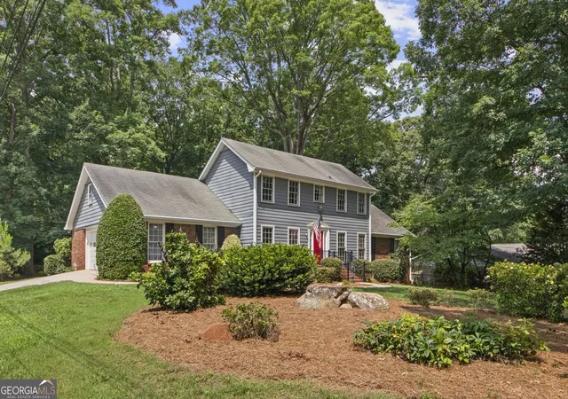 1st image of 4352 White Oak Dr, Sugar Hill, GA 30518 | MLS# 10784681