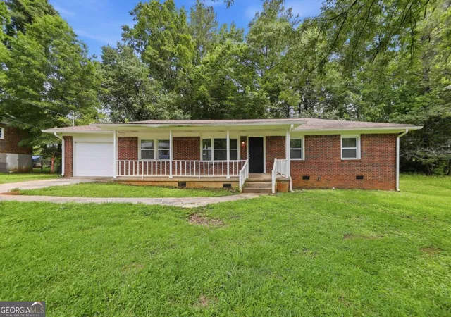2nd image of 2463 Montezuma Cir, Ellenwood, GA 30294 | MLS# 10774718