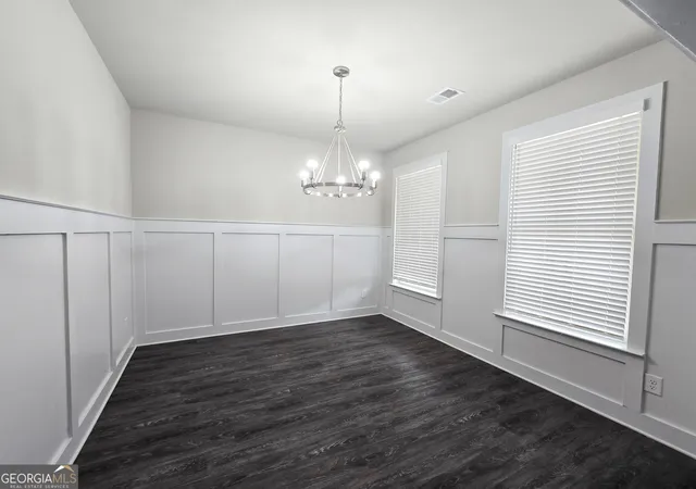 3rd image of 112 Tuxedo Rd, Ellenwood, GA 30294 | MLS# 10727229