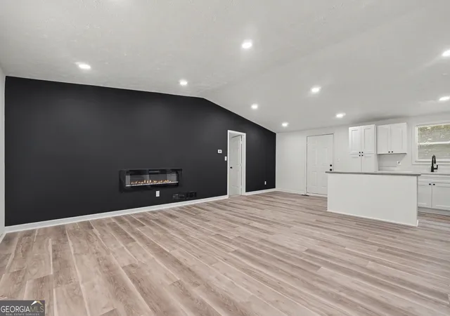 Photo 2 of Single family home for sale at 6855 Kimberly Ml Rd, Atlanta, GA 30349 | MLS# 10836692 | Listing updated on 2026-09-14