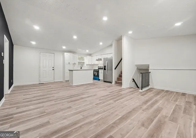 Photo 3 of Single family home for sale at 6855 Kimberly Ml Rd, Atlanta, GA 30349 | MLS# 10836692 | Listing updated on 2026-09-14
