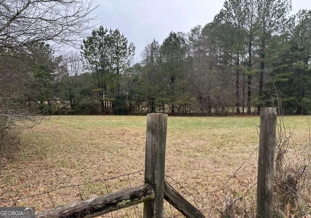 4th image of 1975 Flat Shoals Rd Se, Conyers, GA 30013 | MLS# 10796866