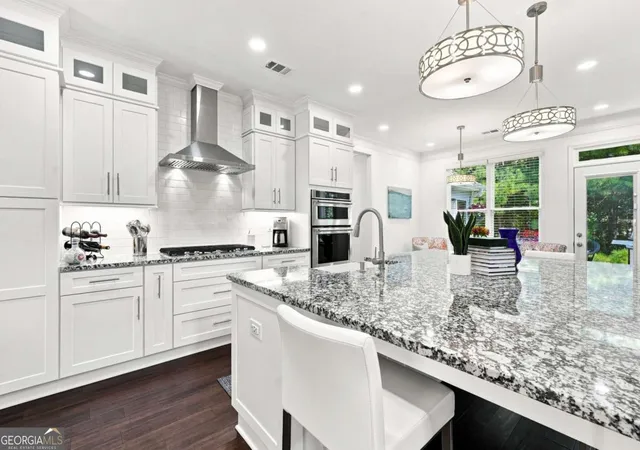 Photo 3 of Sale Pending at 2890 Sandtown Pl Ct Sw, Marietta, GA 30064 | MLS# 10828272 | Listing updated on 2026-08-31